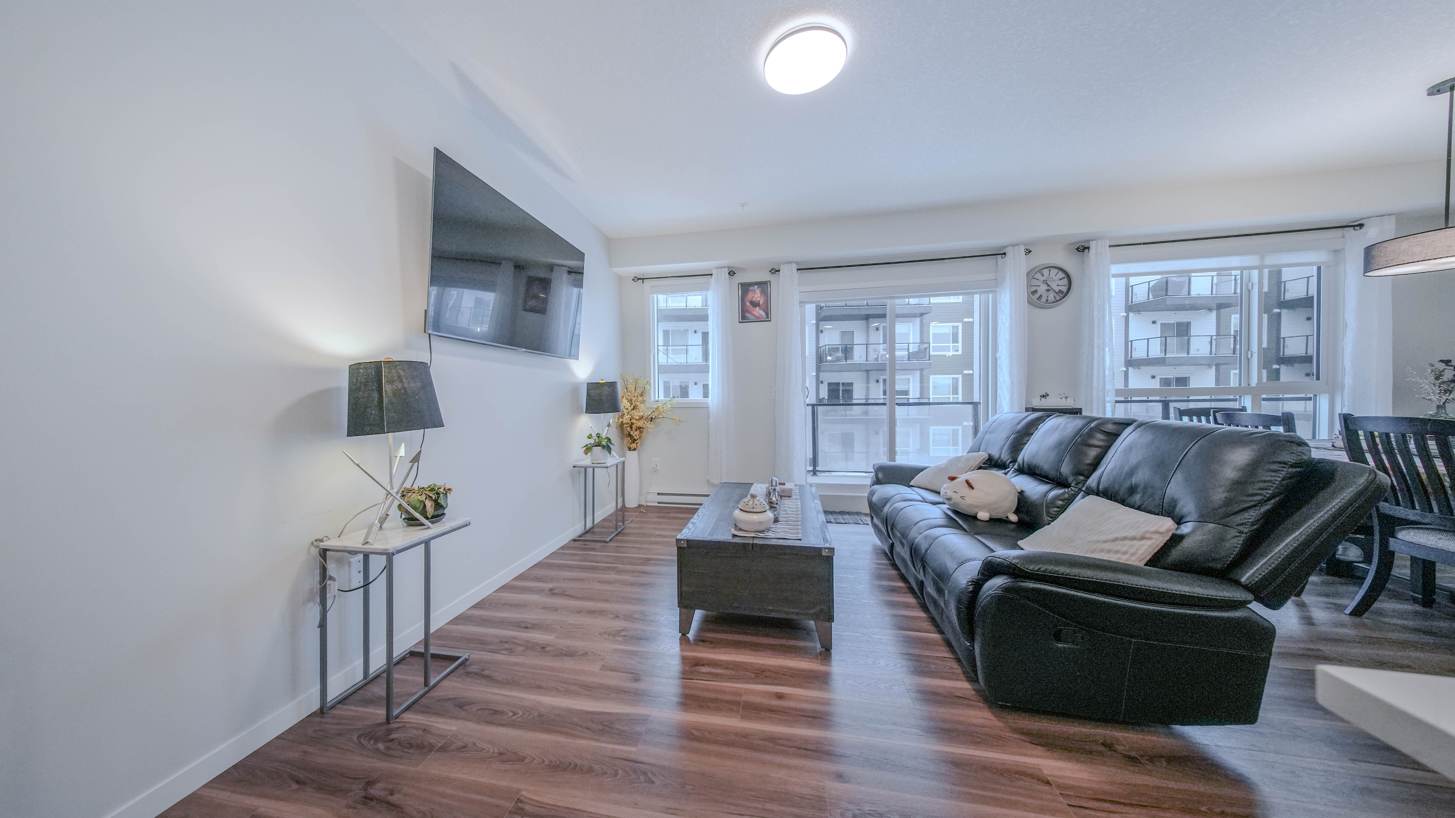 33 Carringham Gate Northwest - 1