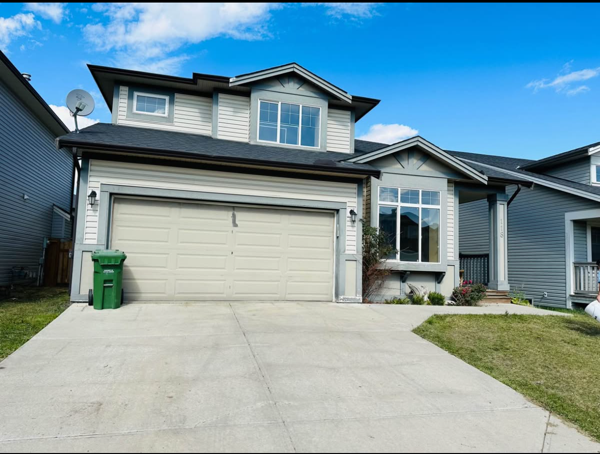 118 Luxstone Rd SW