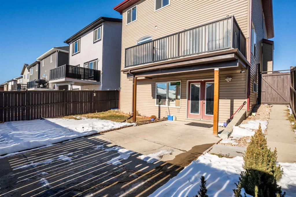 35 Saddleland Way Northeast