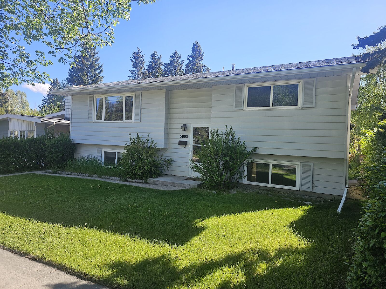 5003 Brisebois Dr